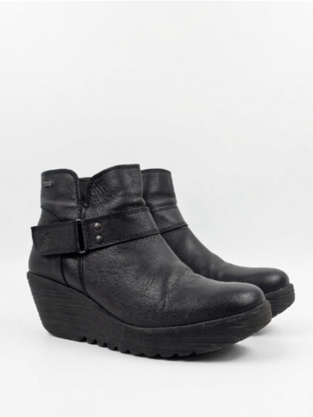 Fly London Yock 062Fly Black Leather Wedge Ankle Boots GoreTex Moto Comfort EU39